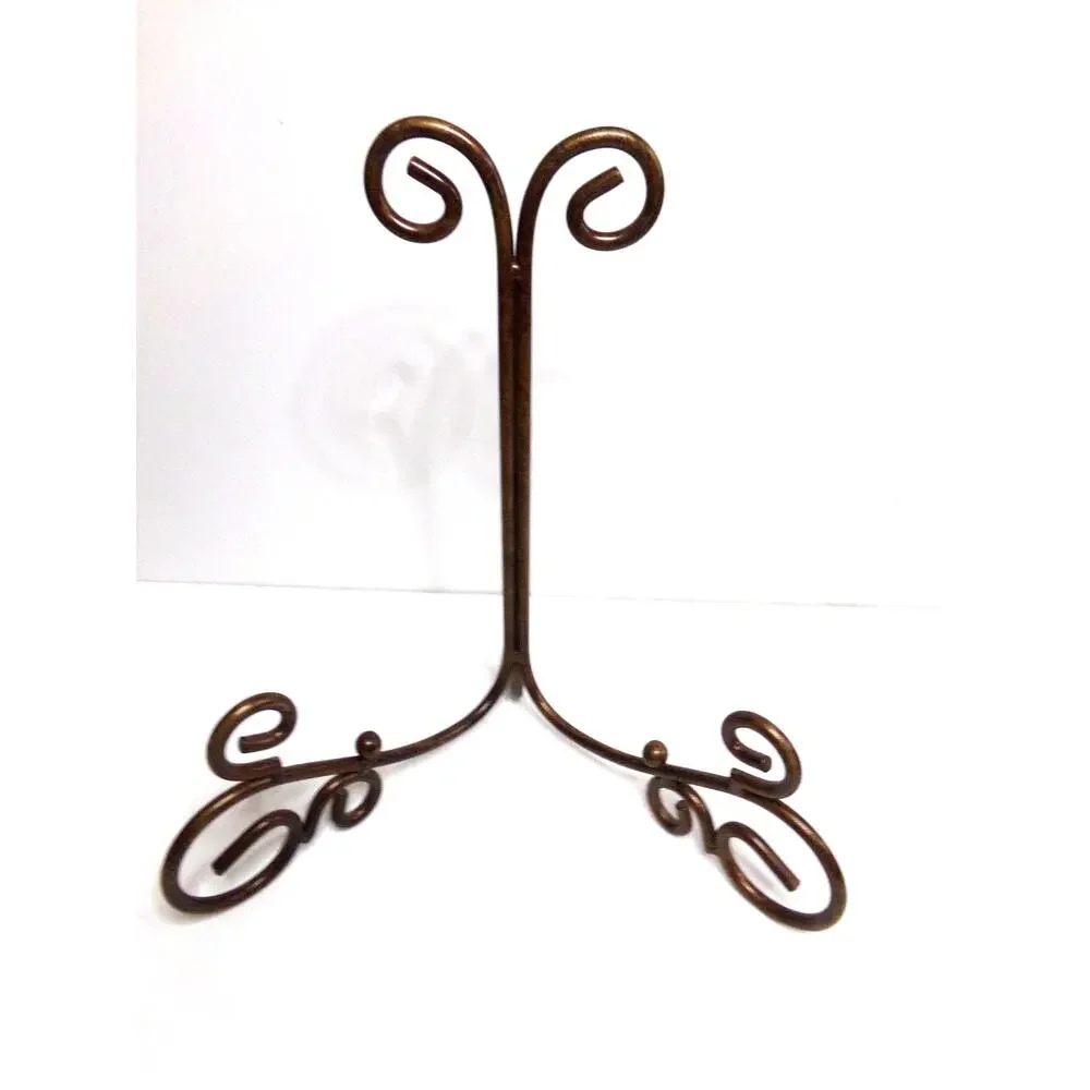 Heavy brass look‎ ornate scroll 12x12 tabletop picture/plaque holder LN